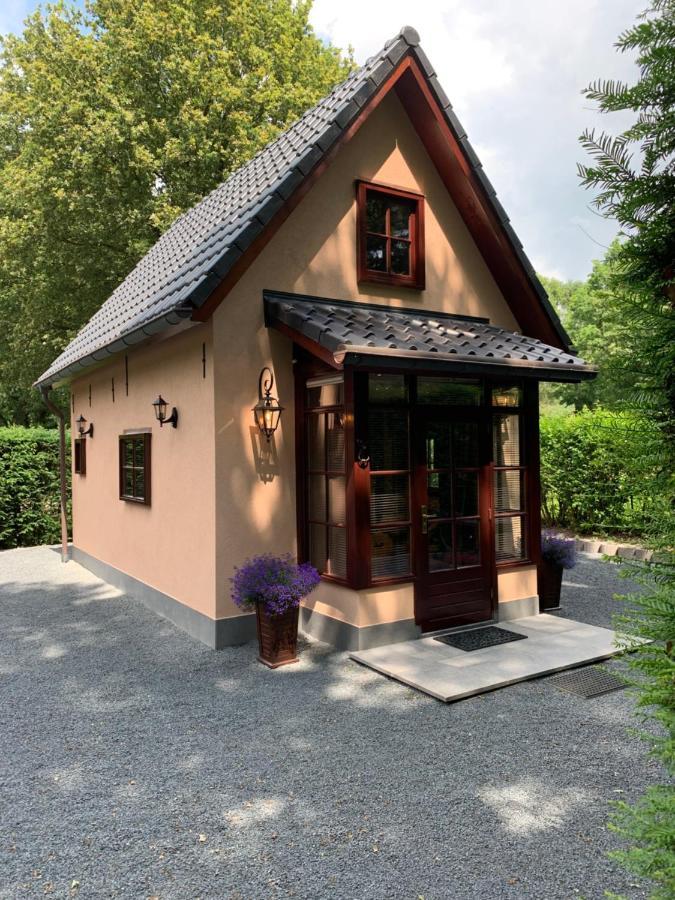 Romantisch Gastenverblijf 'Het Vogelhuisje' لونتيرين المظهر الخارجي الصورة